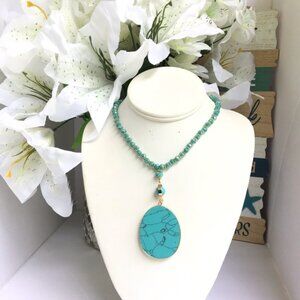 NEW ARRIVAL CHUNKY STATEMENT NECKLACE